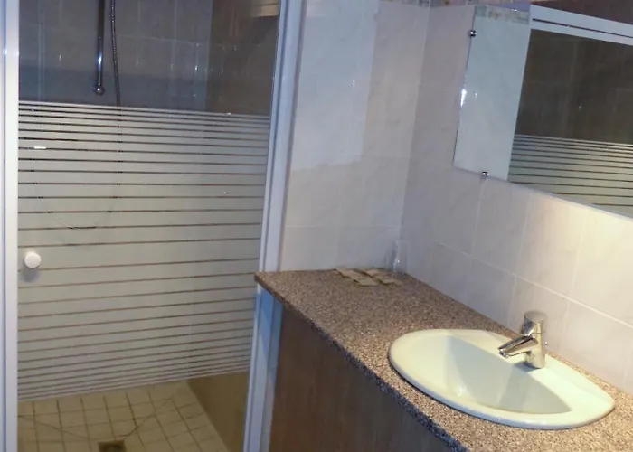 Du Mont Bar Hotel Allegre